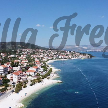 Villa Freya - Vacation House สลาทิเน ภายนอก รูปภาพ