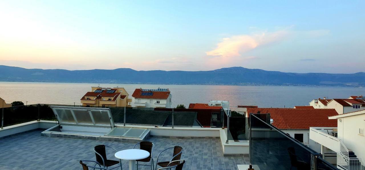 Villa Freya - Vacation House สลาทิเน ภายนอก รูปภาพ